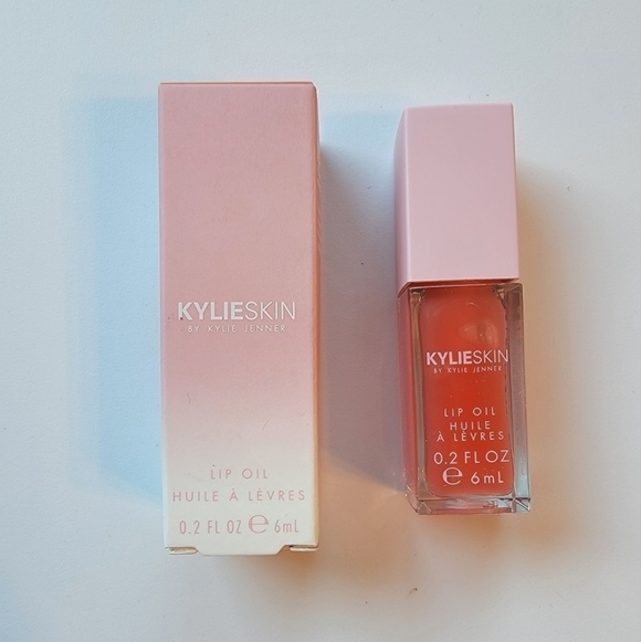 Kylie Cosmetics Other - NWT Kylie Skin Lip Oil in Passion Fruit Passion